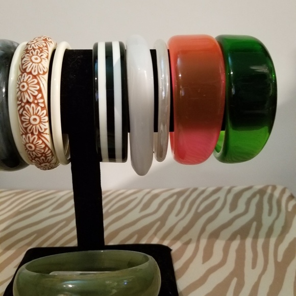 Bracelets - Picture 3 of 4